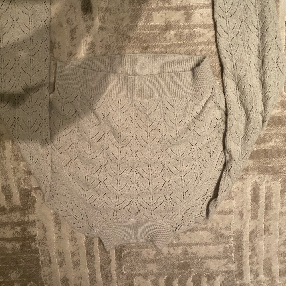 I got this last year it’s really cute but I don’t wear it.